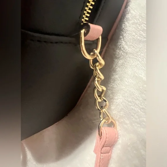 Juicy Couture Urban Heritage Bowler Bag – Pink & Black Logo Satchel NWT - Picture 6 of 9